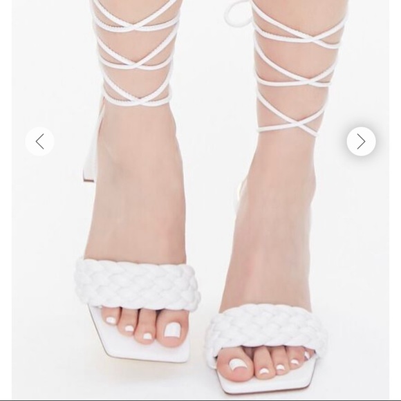 White block heels!!! With straps - Picture 4 of 4